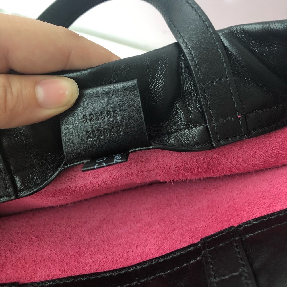 Authentic Gucci LOGO printed leather drawstring - Picture 7 of 11